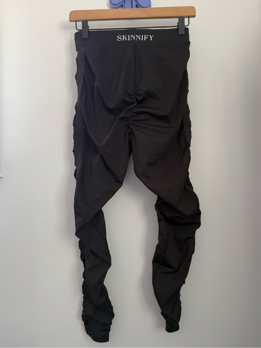 Skinnify Large Resistance Band Leggings Black